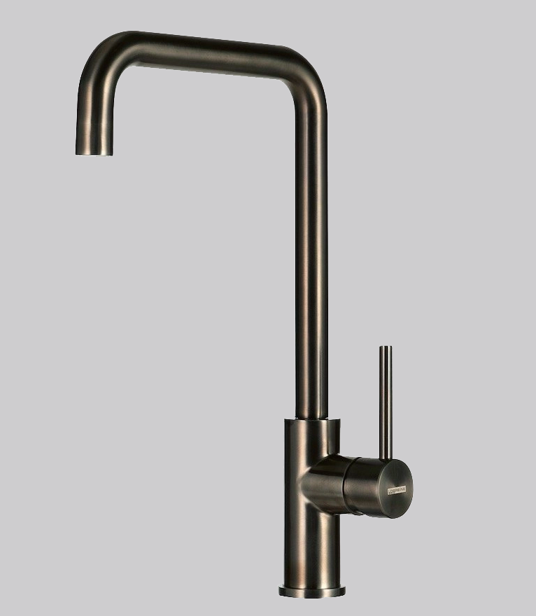 Waschbecken und Wasserhahn aus Gun Metal