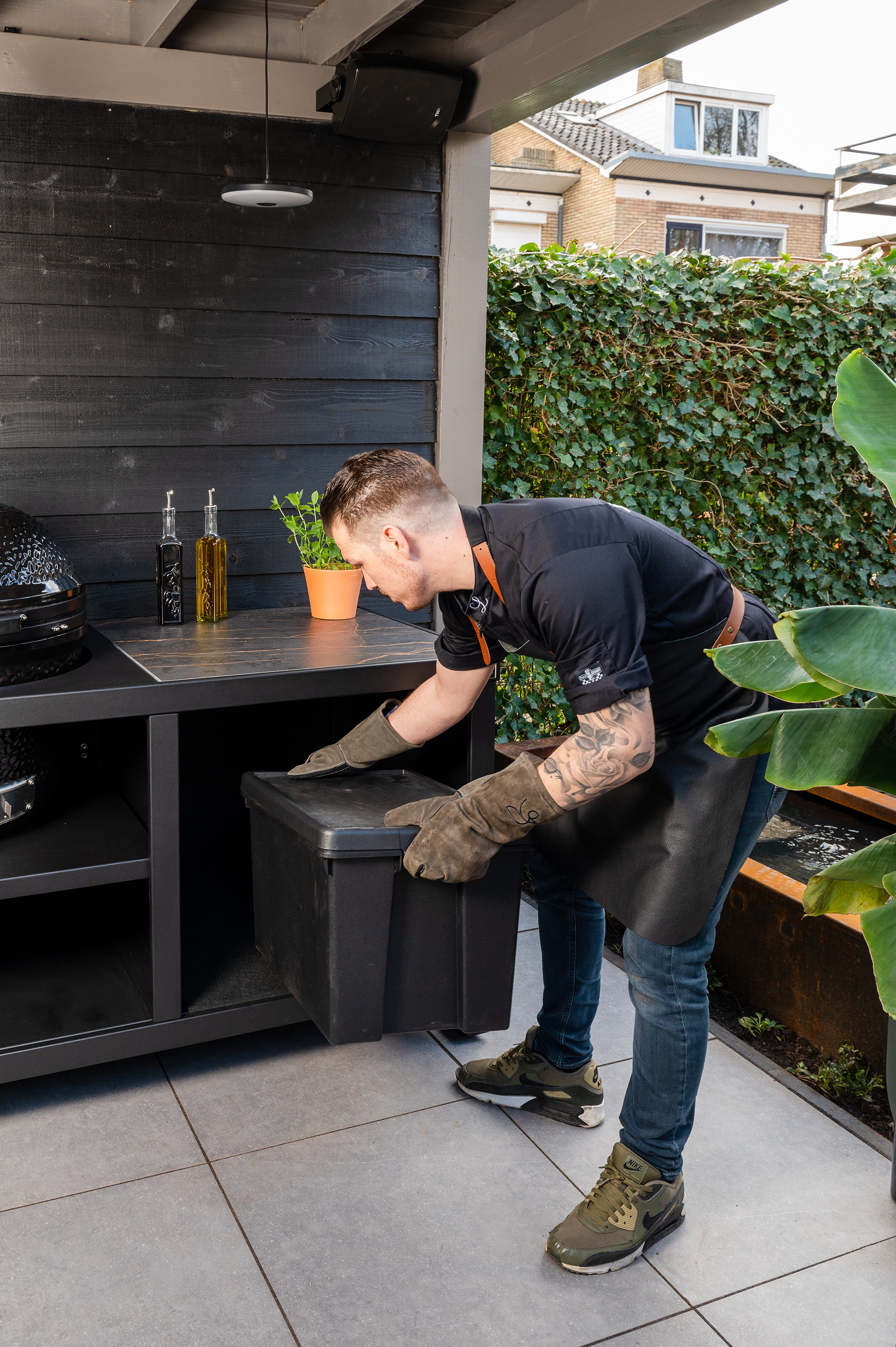 Storage box outdoor kitchen 62L