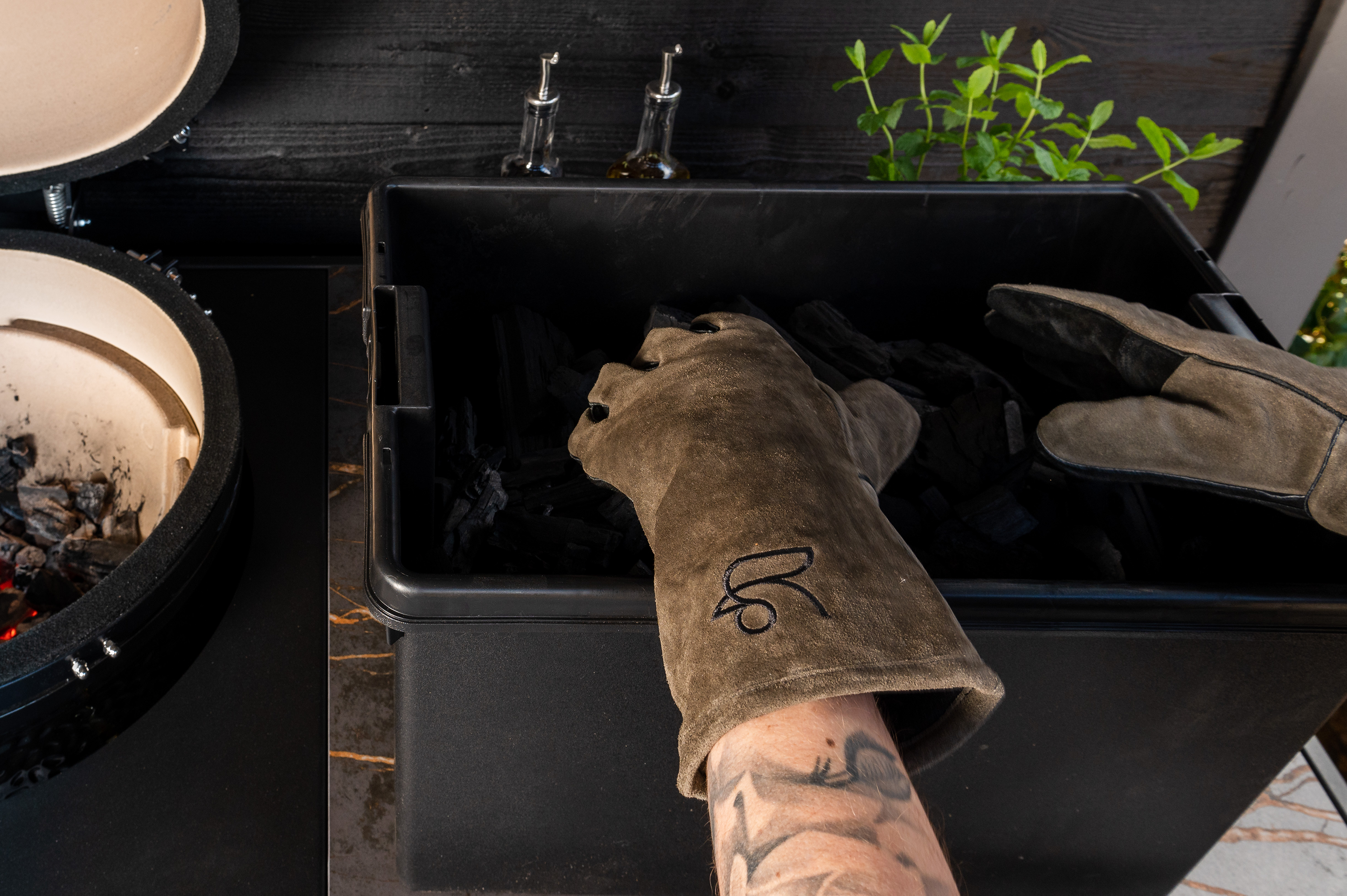 Storage box outdoor kitchen 62L