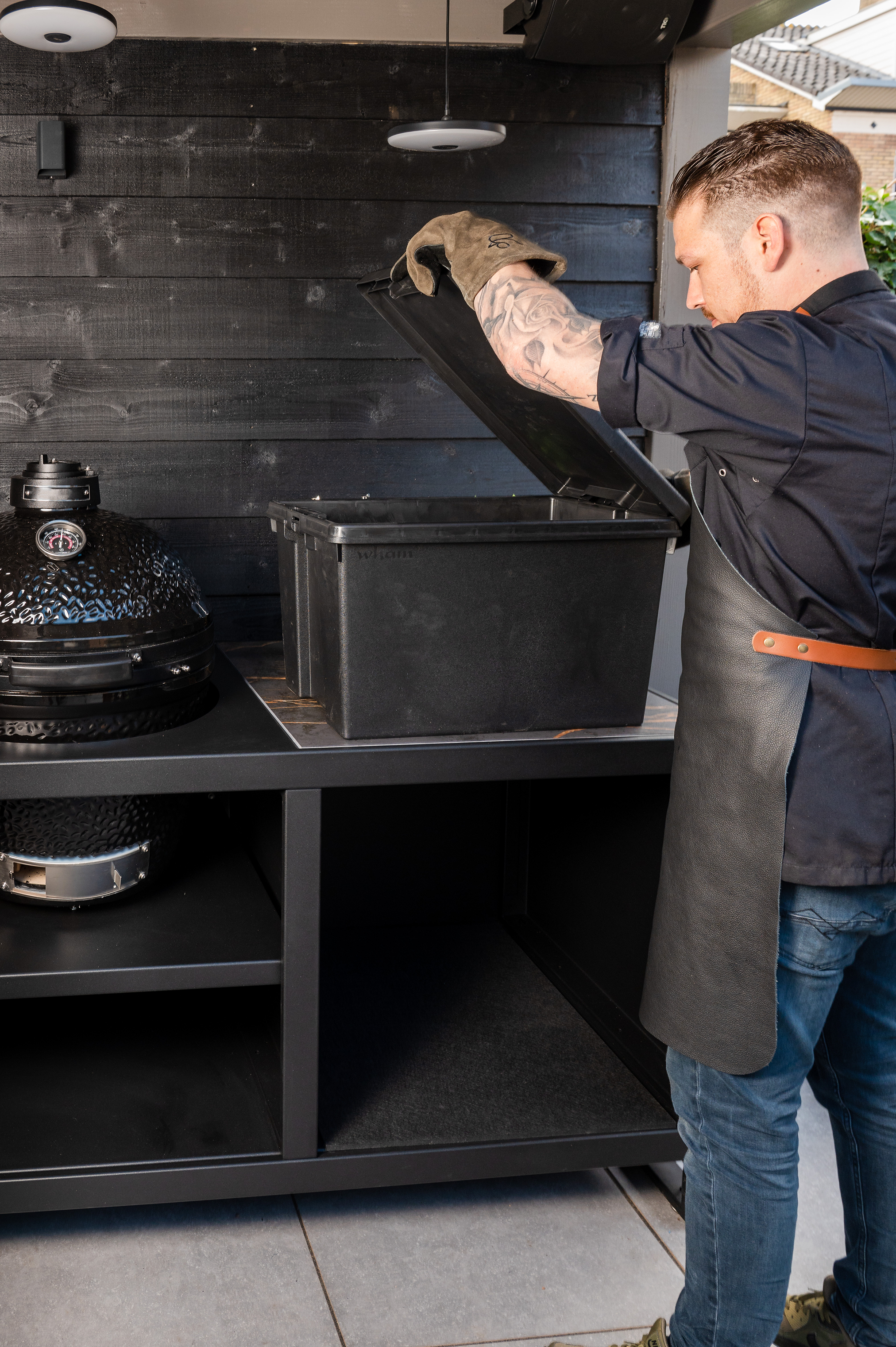 Storage box outdoor kitchen 62L